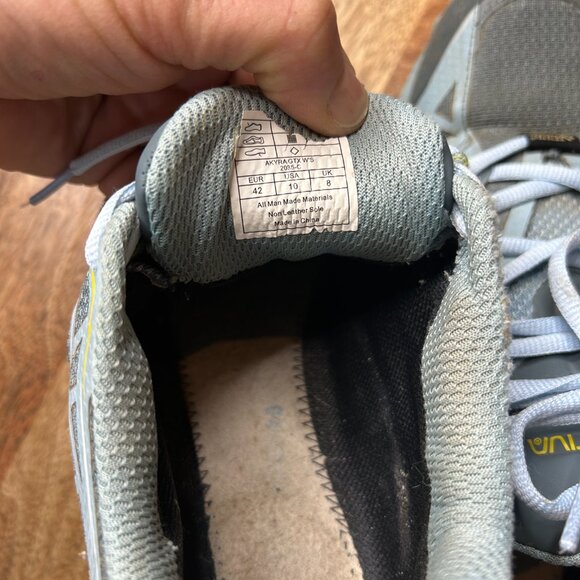 La Sportiva Womans Trail Running Shoe Size 42 | US 10 - Picture 5 of 5